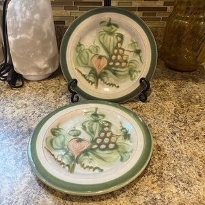 Louisville Kentucky Stoneware 9” Plates Harvest Onion and Herb Pattern Set of 2